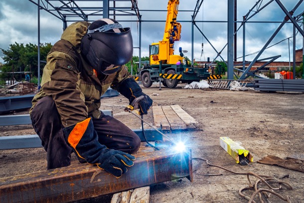 devenir un artisan qualifié du bâtiment