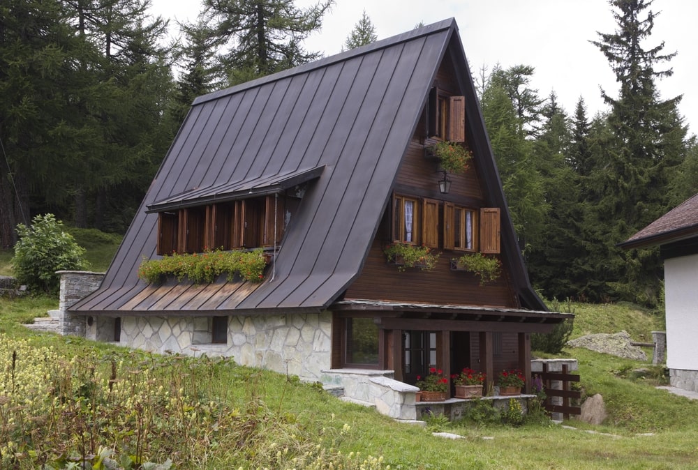 les types de pose de revêtement toiture pour chalet