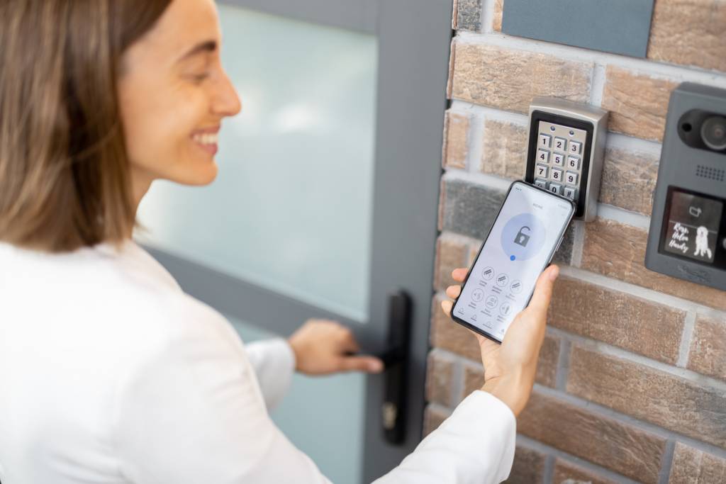 utiliser une serrure connectée